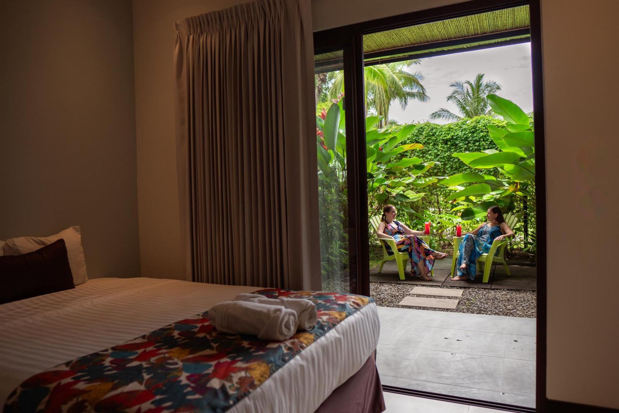 Hotel Costa Pacifica エステリリョス エクステリア 写真