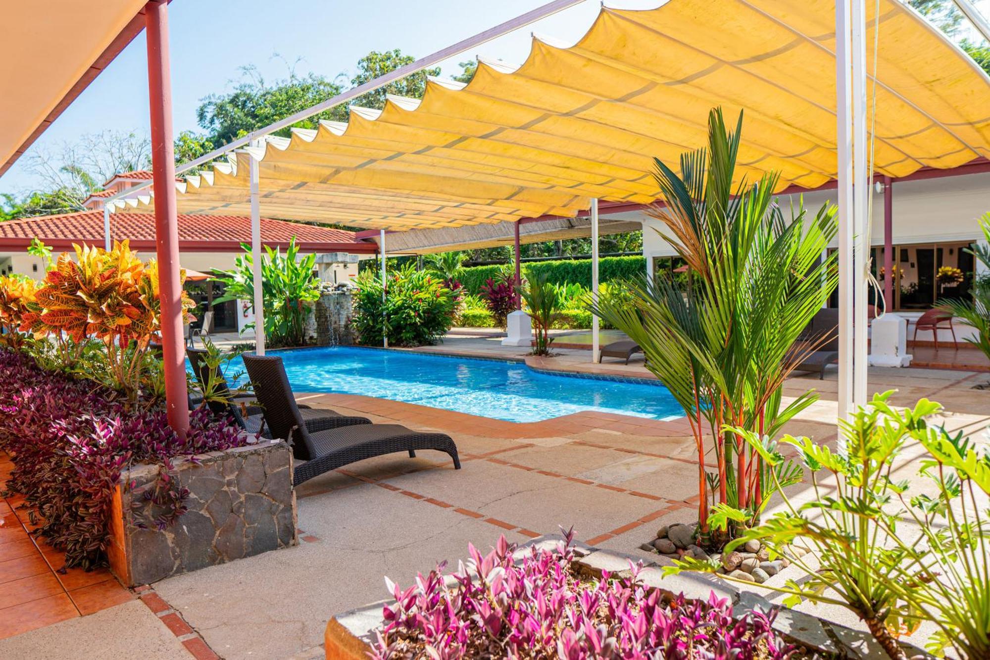 Hotel Costa Pacifica エステリリョス エクステリア 写真